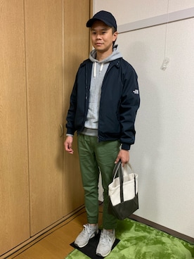 「ノースフェイス」｜タイシローさん（メンズ・175cm）の春コーディネート