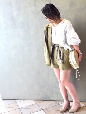 「BEAUTY&YOUTH UNITED ARROWS（ビューティーアンドユースユナイテッドアローズ）のアイテム（テーラードジャケット、ベージュ系）」を使った、Kaori Shimomuraさん（レディース・160cm）の春コーディネート