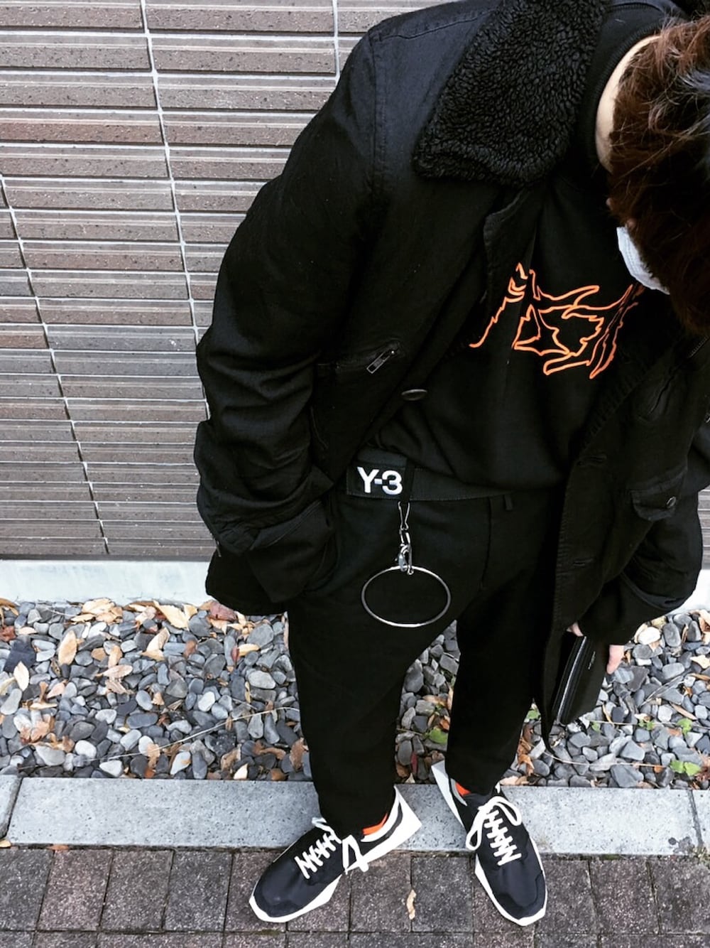 「COMME des GARCONSのアイテム（ジャケット/アウター、ブラック系）」を使った、ЯYUS∃iさん（メンズ・172cm）の冬コーディネートの1枚目の写真