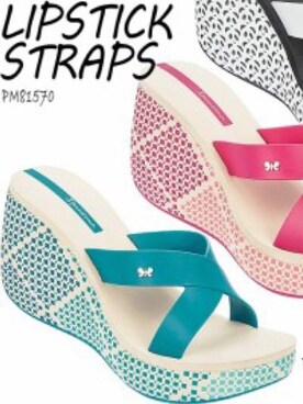 「アイテム（サンダル）」を使った、864_Burgundyさん（レディース・176cm）の秋コーディネート