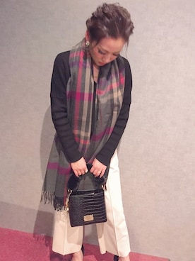 「アイテム（ストール/ショール）」を使った、Akinoさん（レディース・158cm）の冬コーディネート