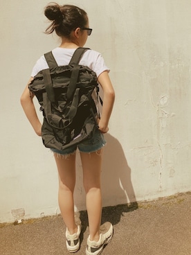 「NIKE（ナイキ）のナイキ エア マックス 95 プレミアム コントラスト ウィメンズシューズ / NIKE AIR MAX 95 PREMIUM CONTRAST（スニーカー）」を使った、micooさん（キッズ・140cm）の春コーディネート