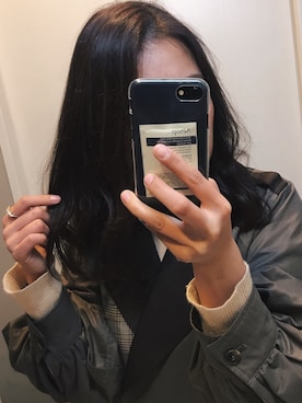 「部屋撮り」｜「アイテム（トレンチコート）」を使った、mmさん（レディース・158cm）の春コーディネート