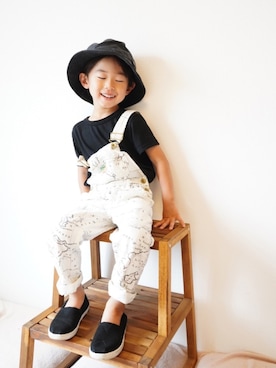 「サファリハット」｜「アイテム（サロペット/オーバーオール）」を使った、suke_kitoさん（キッズ・92cm）の夏コーディネート