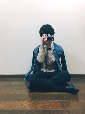 「RIVERFIELDのアイテム（ローファー、ブラック系）」を使った、げん.さん（メンズ・173cm）の春コーディネート