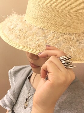 「IOSSELLIANI（イオッセリアーニ）のアイテム（アクセサリー）」を使った、yariさん（レディース・158cm）の夏コーディネート