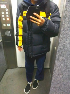 「アイテム（スリッポン）」を使った、ズシハマさん（メンズ・171cm・20代）の冬コーディネート
