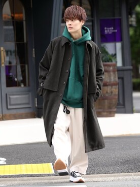 「アイテム（ステンカラーコート）」を使った、冨田 幸大さん（メンズ・171cm・20代）の秋コーディネート