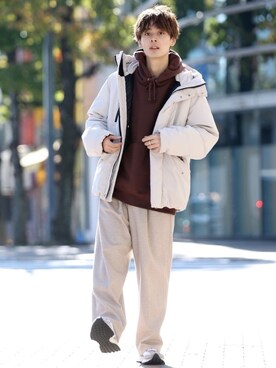 「JUNRED（ジュンレッド）のアイテム（ダウンジャケット/コート）」を使った、冨田 幸大さん（メンズ・171cm）の冬コーディネート