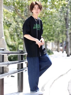 「PBLIM（ページボーイリム）のアイテム（Tシャツ/カットソー）」を使った、冨田 幸大さん（メンズ・171cm）の春コーディネート