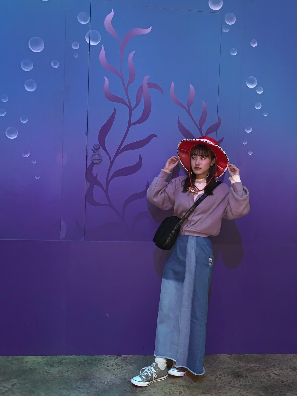「disney sea」｜「Kastaneのカットオフサーマル前後カーディガン（カーディガン/ボレロ、パープル系）」を使った、め      いさん（レディース・155cm）の春コーディネートの1枚目の写真