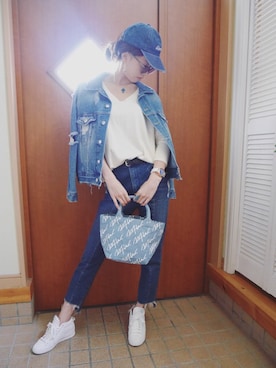 「ブルー x ホワイト」｜「アイテム（デニムジャケット）」を使った、Ui ☻さん（レディース・164cm）の冬コーディネート