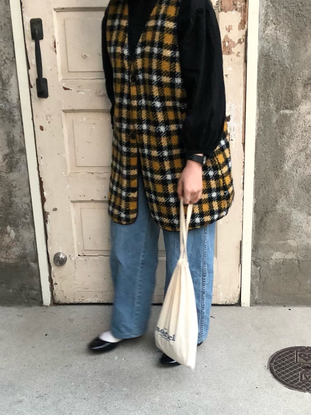 「BEAMS BOYのBEAMS BOY / チェック ボア フリース ライナー ベスト（ベスト、イエロー系）」を使った、i_am_li7さん（レディース・153cm）の春コーディネートの1枚目の写真
