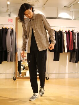 「lot holon（ロットホロン）のアイテム（スラックス）」を使った、downeyさん（メンズ・180cm）の冬コーディネート