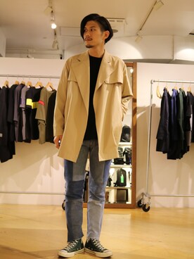 「カットオフ」｜「アイテム（トレンチコート）」を使った、downeyさん（メンズ・180cm）の春コーディネート