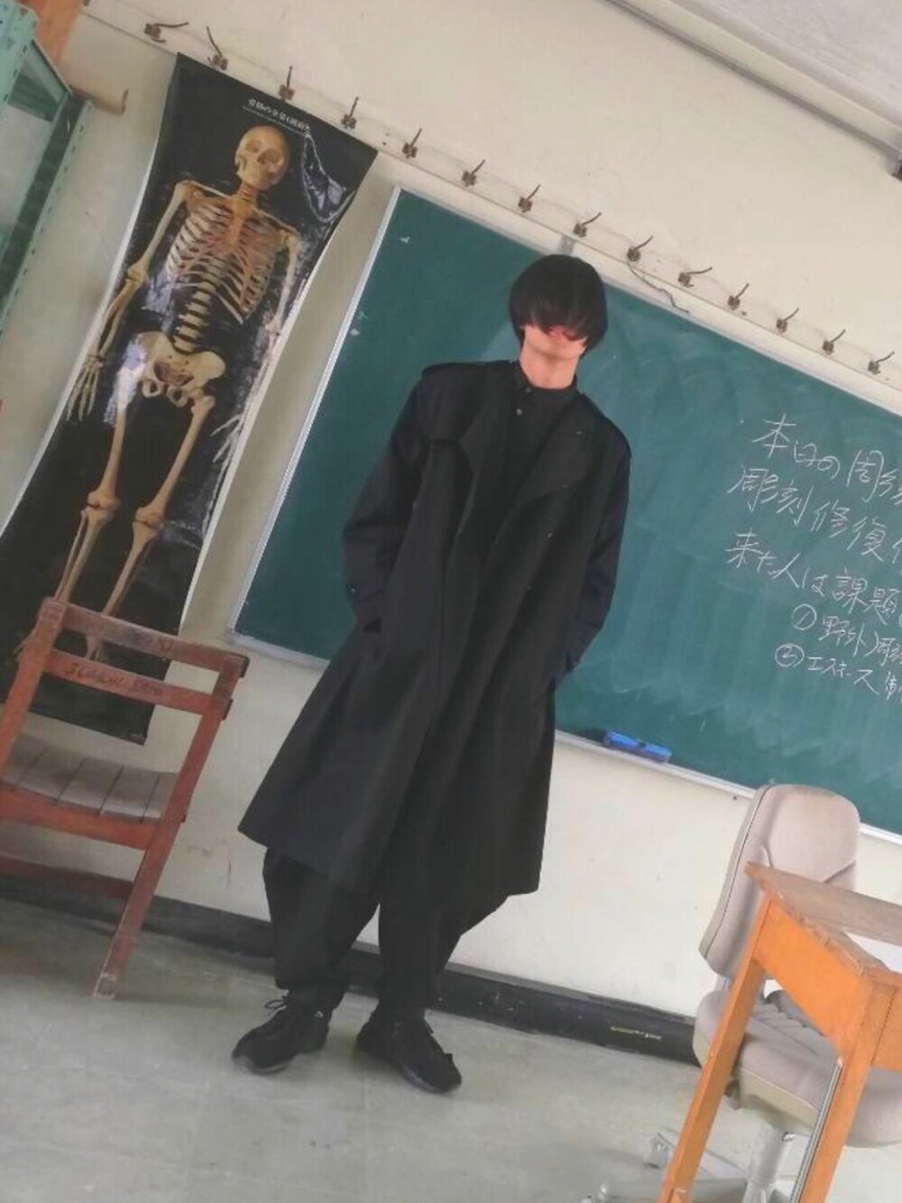 「ALL BLACK、モード、COMME des GARCONS、LAD MUSICIAN、SENDAI」｜「COMME des GARCONS HOMME PLUSの2018AW（シャツ/ブラウス、ブラック系）」を使った、SHOHEIさん（メンズ・183cm）の冬コーディネートの1枚目の写真