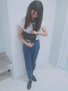 「URBAN RESEARCH（アーバンリサーチ）のアイテム（財布/小物）」を使った、miさん（レディース・156cm）の春コーディネート