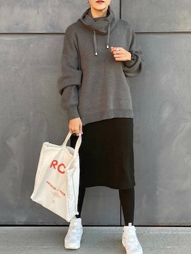 Million Caratsさん（レディース・165cm）の春コーディネート