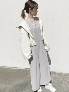 Million Caratsさん（レディース・156cm）の春コーディネート