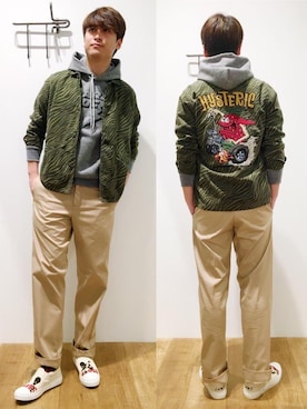 「シャツジャケット」｜「アイテム（スリッポン）」を使った、endyさん（メンズ・177cm）の春コーディネート