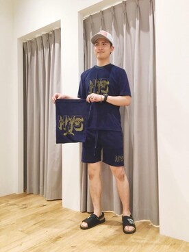 「アイテム（ルームウェア、ブルー系）」を使った、endyさん（メンズ・177cm）の春コーディネート