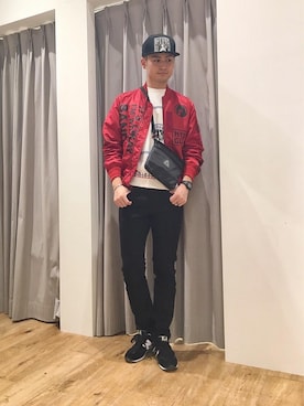 「アイテム（ミリタリージャケット、レッド系）」を使った、endyさん（メンズ・177cm）の秋コーディネート