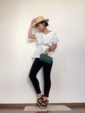 「UNIQLO（ユニクロ）のWOMEN ウルトラストレッチジーンズ（デニムパンツ）」を使った、asaminさん（レディース・162cm）の夏コーディネート