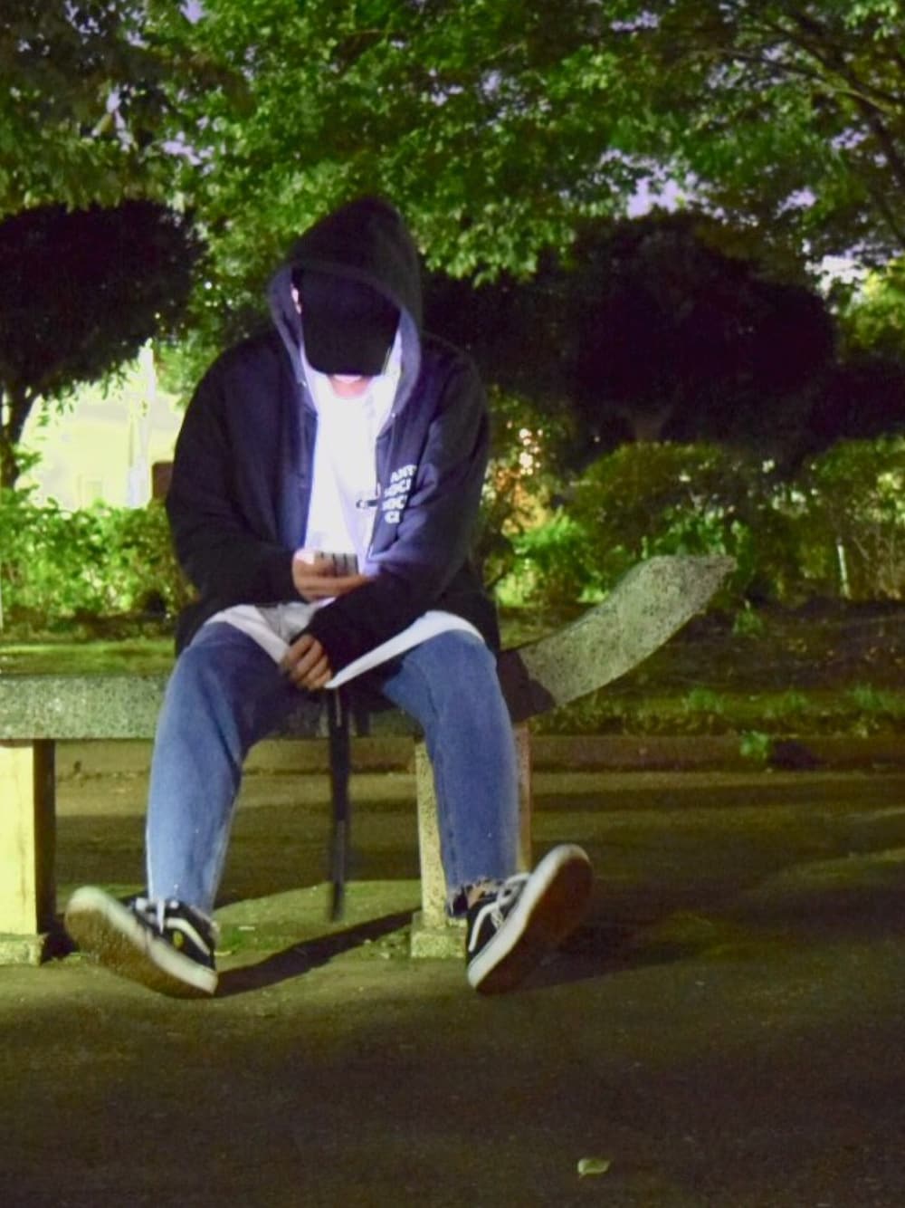 「peaceminusone、antisocialsocialclub、GD、gdragon」｜「peaceminusoneのアイテム（キャップ、ブラック系）」を使った、だいやさん（メンズ・170cm）の秋コーディネートの1枚目の写真