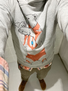 「Hollister（ホリスター）のアイテム（シャツ/ブラウス）」を使った、うままさん（メンズ・172cm）の秋コーディネート