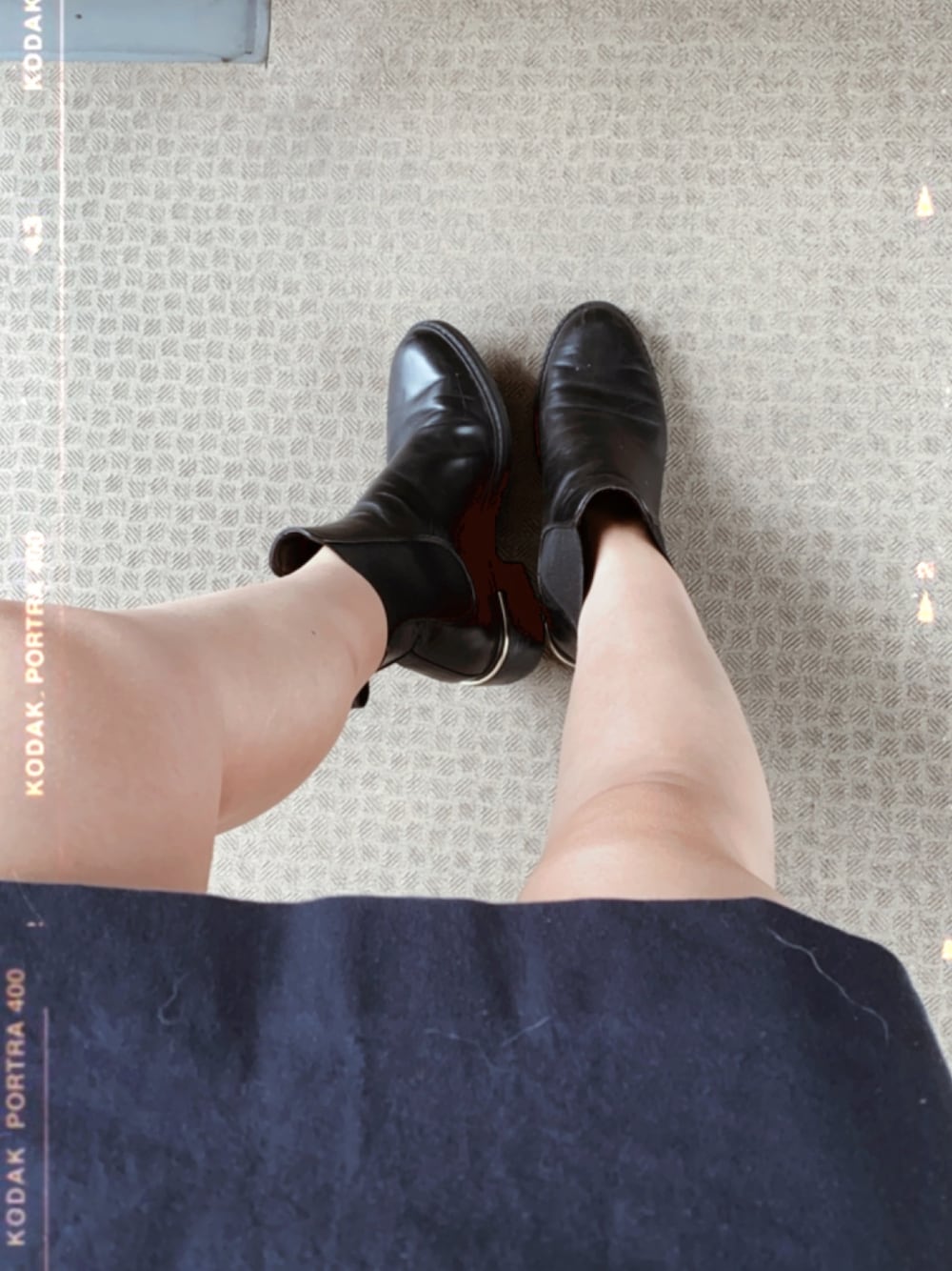 「ZARAのアイテム（ブーツ、ブラック系）」を使った、tsubame さん（レディース・157cm）の秋コーディネートの1枚目の写真