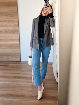 「UNIQLO（ユニクロ）のハイライズワイドストレートジーンズ（デニムパンツ）」を使った、tsubame さん（レディース・157cm）の冬コーディネート