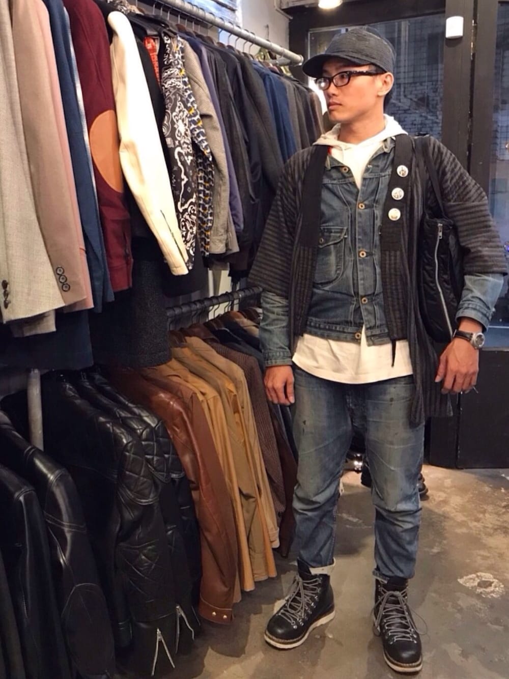 「thurs、kimono、Sashiko、denimondenim、visvim」｜「RISING SUN &Co.のアイテム（デニムジャケット、ブルー系）」を使った、金旺さん（メンズ・179cm）の冬コーディネートの1枚目の写真