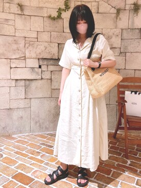 「TORY BURCH（トリーバーチ）のアイテム（腕時計）」を使った、もなみさん（レディース・161cm）の夏コーディネート