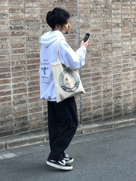 「Starting Over（スターティングオーバー）のアイテム（バッグ）」を使った、アッキーさん（メンズ・165cm）の冬コーディネート