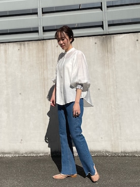 「CAPRICIEUX LE'MAGE（カプリシューレマージュ）のアイテム（デニムパンツ）」を使った、shino hayasakiさん（レディース・165cm）の春コーディネート