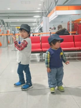 「沖縄旅行」｜「アイテム（その他）」を使った、とままさん（キッズ・100cm）の冬コーディネート