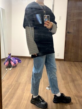 「GU（ジーユー）のアイテム（Tシャツ/カットソー、ブラック系）」を使った、ゆいとさん（メンズ・170cm）の冬コーディネート