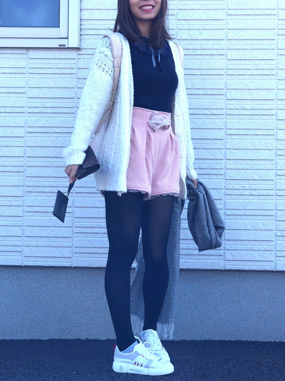 「秋コーデ、LIZLISA、H&M、ルイヴィトン、Paul Smith、通勤コーデ、いいね、save、フォローお願いします🤑」｜「LIZLISA dollのアイテム（パンツ、ピンク系）」を使った、ぺいさん（レディース・163cm）の秋コーディネートの1枚目の写真