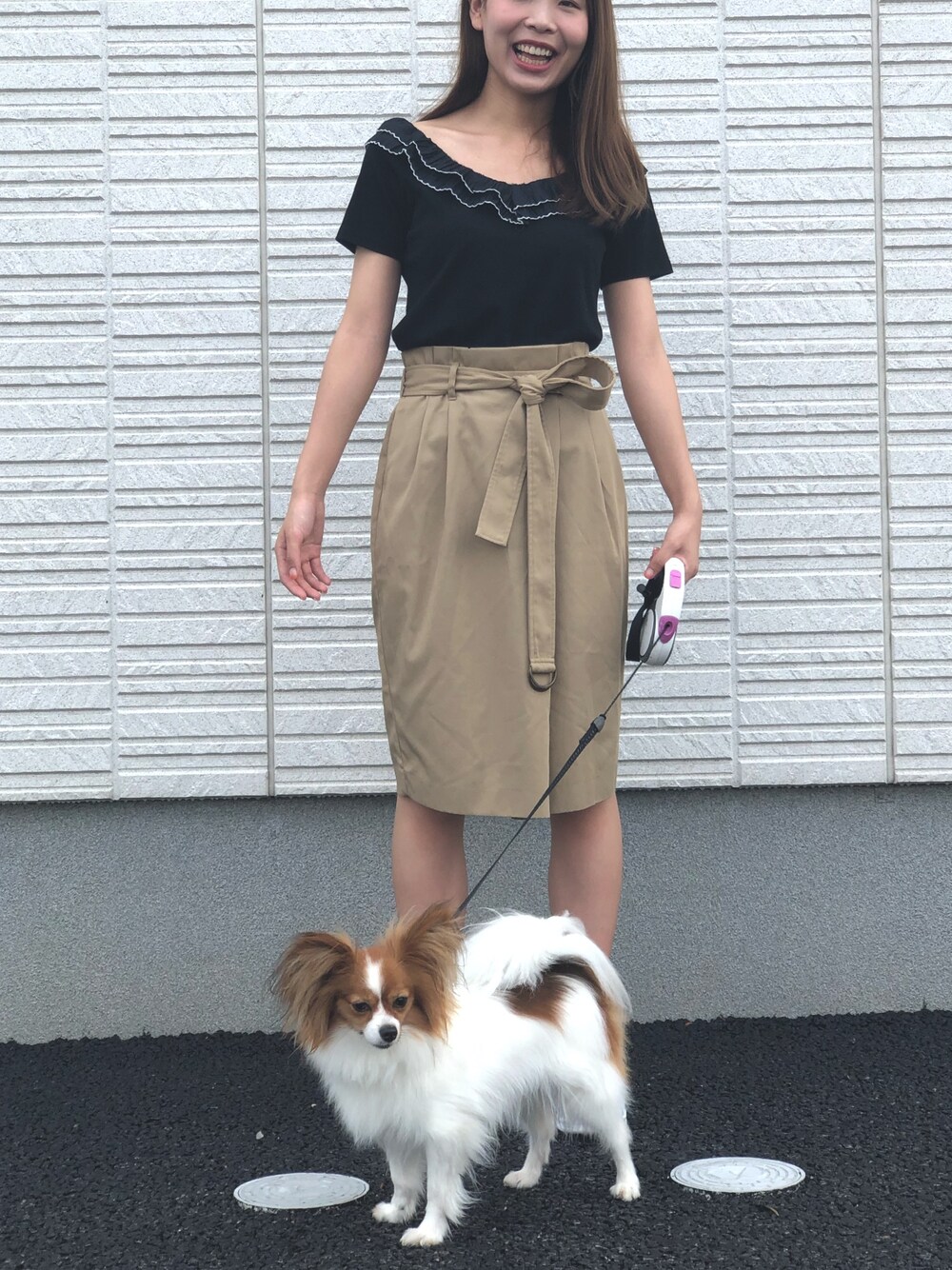 「カジュアルコーデ、大人コーデ、着回しコーデ、犬の散歩、朝、スカート」｜「COCO DEALのアイテム（スカート、ベージュ系）」を使った、ぺいさん（レディース・163cm）の夏コーディネートの1枚目の写真