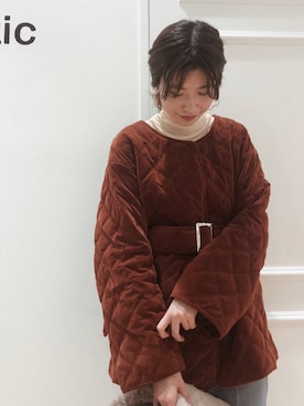 「mystic（ミスティック）のアイテム（ノーカラージャケット）」を使った、イワサキ カオリさん（レディース・165cm）の秋コーディネート