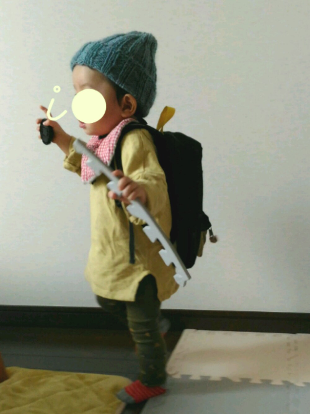 「1歳、一歳半、1歳6ヶ月、リュック、いおぼーい、しまむら、ニット帽、スタイ、おとこのこ」｜「Handmadeのアイテム（ニットキャップ/ビーニー、グリーン系）」を使った、ioioioさん（キッズ・70cm）の冬コーディネートの1枚目の写真