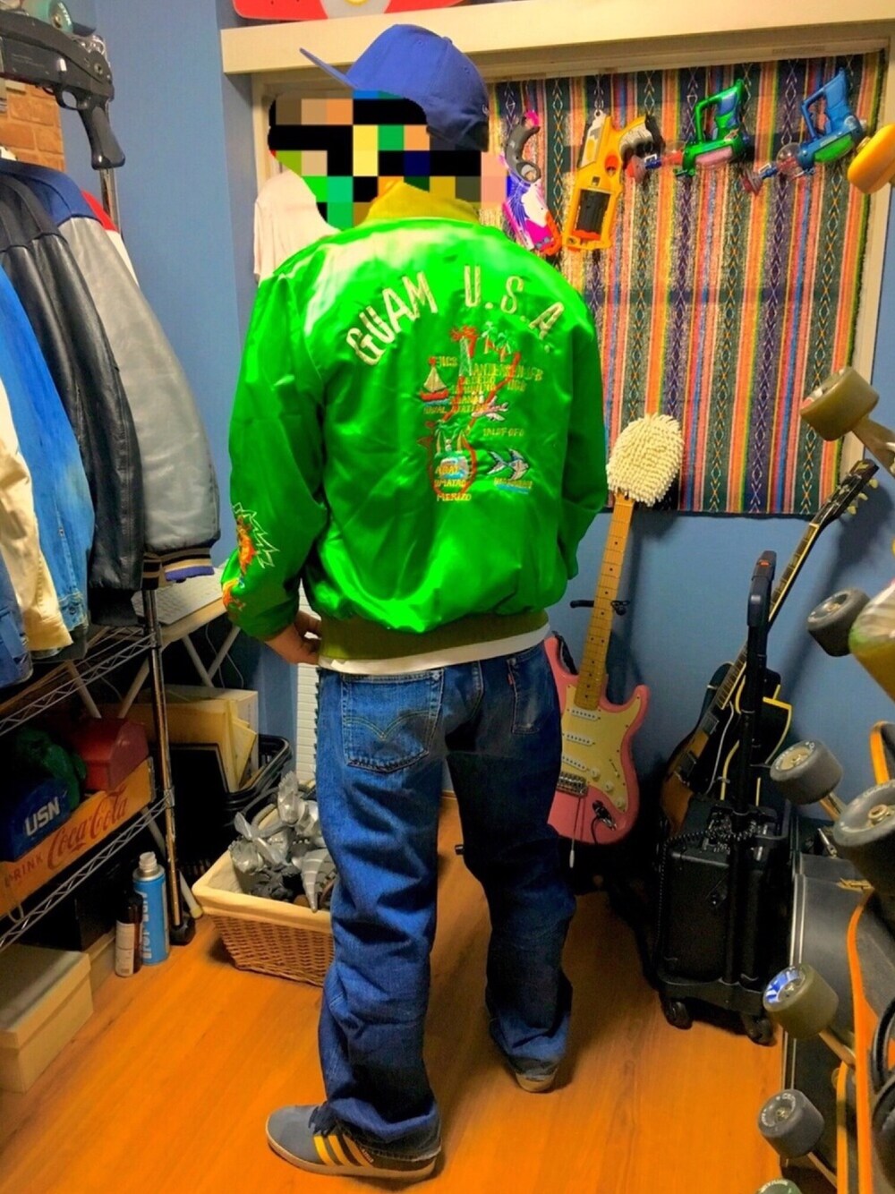 「スカジャン、古着、used、リーバイス、スーベニアジャケット、グアム」｜「no brandのアイテム（その他アウター、グリーン系）」を使った、中学６年生さん（メンズ・170cm）の春コーディネートの1枚目の写真