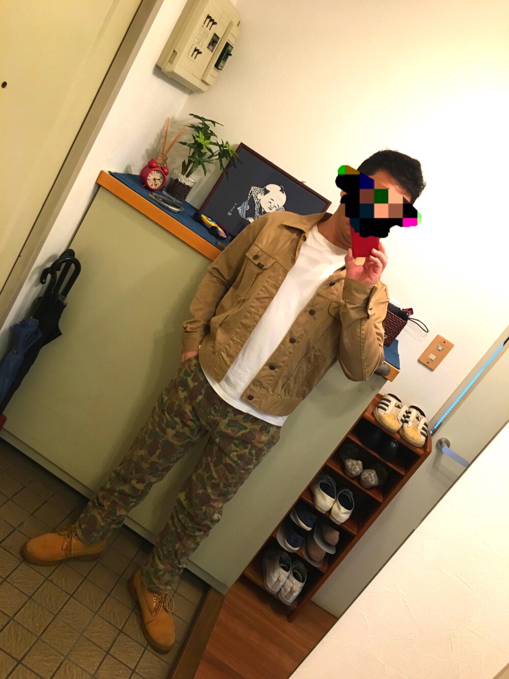 「春、カジュアル、ootd、古着、used、street、LEE、ティンバーランド、デニムジャケット、カモフラ」｜「Leeのアイテム（ジャケット/アウター、ベージュ系）」を使った、中学６年生さん（メンズ・170cm）の春コーディネートの1枚目の写真