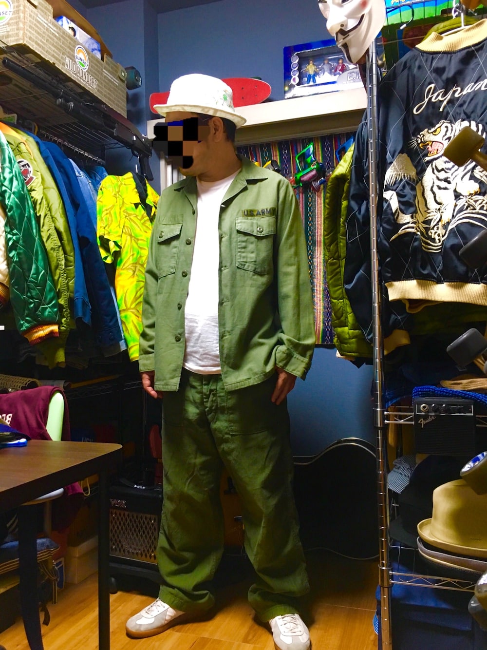 「秋服準備はじめました、used、古着、ビッグシルエット、オトナカジュアル、ミリタリー、セットアップ、秋コーデ、休日スタイル、スニーカー」｜「MILITARYのアイテム（シャツ/ブラウス、グリーン系）」を使った、中学６年生さん（メンズ・170cm）の秋コーディネートの1枚目の写真