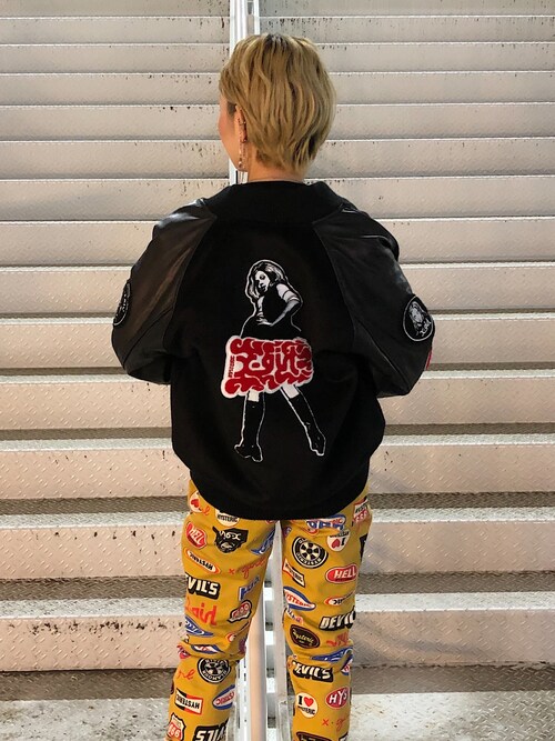 塩見 沙奈 Xlarge X Girl 柏 X Girlのスタジャンを使ったコーディネート Wear