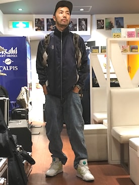 「アイテム（ナイロンジャケット）」を使った、しんしんさん（メンズ・182cm・40代）の秋コーディネート