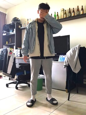 「NET（ネット）のアイテム（ジャケット/アウター）」を使った、黃伯凱さん（メンズ・172cm）の冬コーディネート
