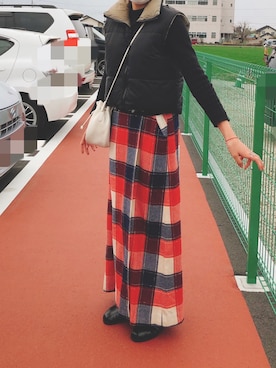 「アイテム（ダウンベスト）」を使った、iyo◎さん（レディース・170cm）の春コーディネート