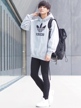 「CONNA DESIGN（コンナデザイン）のアイテム」を使った、ユウトさん（メンズ・177cm）の秋コーディネート