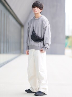 「INTER FACTORY（インターファクトリー）のアイテム（カーゴパンツ）」を使った、ユウトさん（メンズ・177cm）の春コーディネート